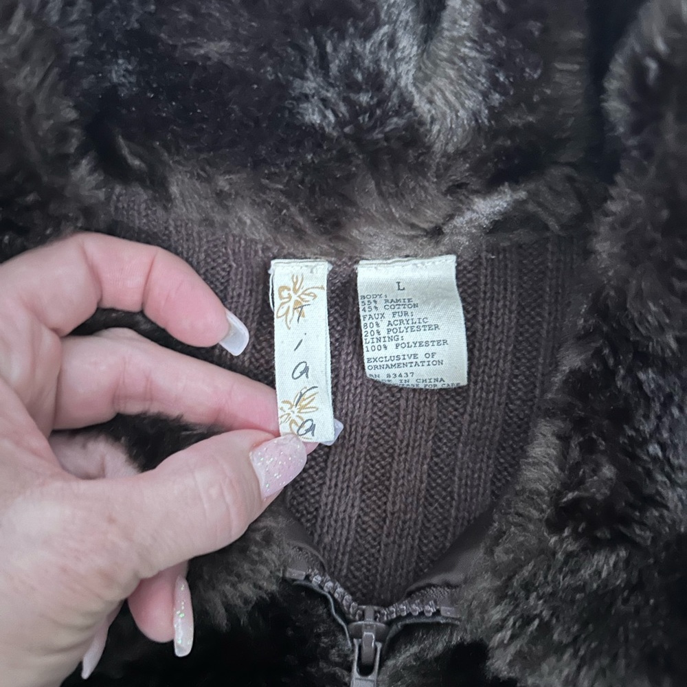 Tiara Y2K Vintage Faux Fur Ribbed Sweater Jacket junior size large - Picture 4 of 6
